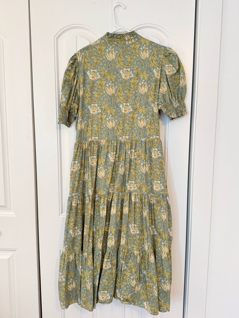 Tuckernuck Hyacinth House Bennett Tiered Maxi Dress in Leafy Floral Size Large - Picture 6 of 9